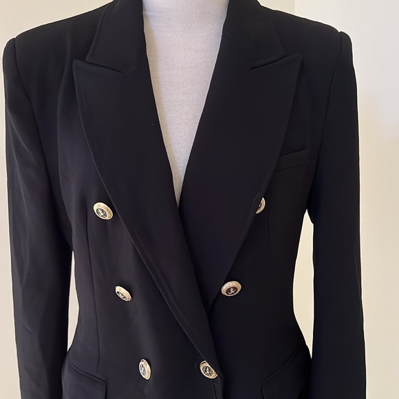 New! Zara large double breasted gold buttoned blazer. - Picture 3 of 16